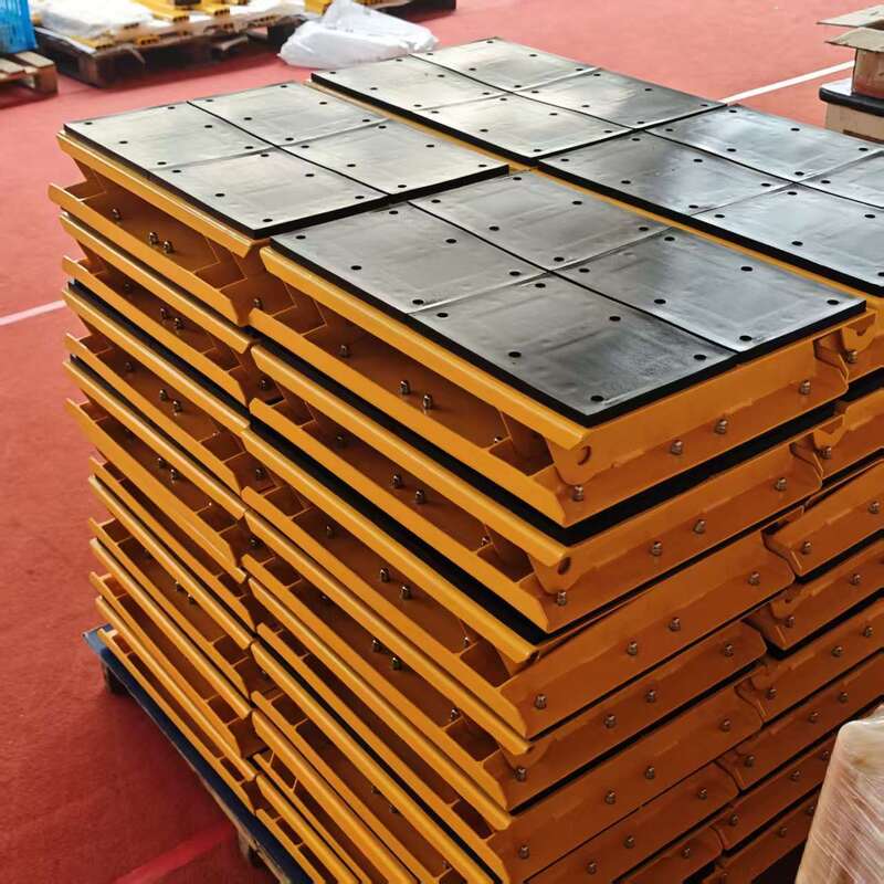 13यातायात प्रबंधन के लिए.4 किलोग्राम हल्के फोल्डेबल पोर्टेबल वाहन बैरिकेड्स के साथ एंटी स्लिप रबर पैड
